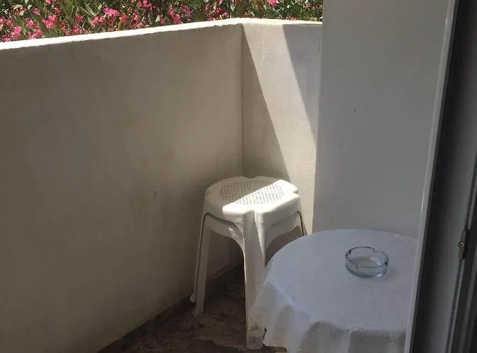 ели 3* Πριμόρσκο